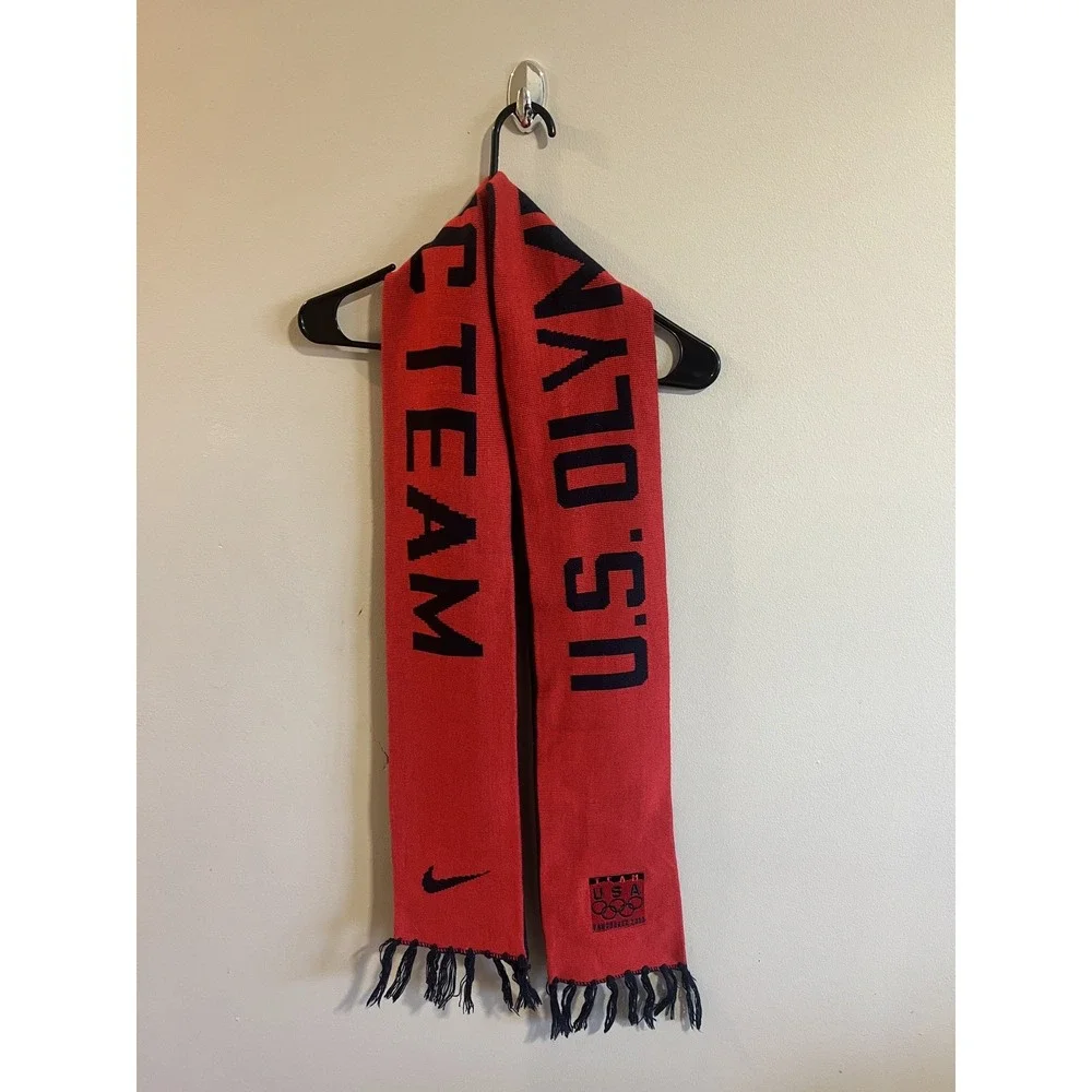 Nike US Soccer Scarf Navy & Red U.S. Olympic Team Vancouver‎ 2010 U.S.A